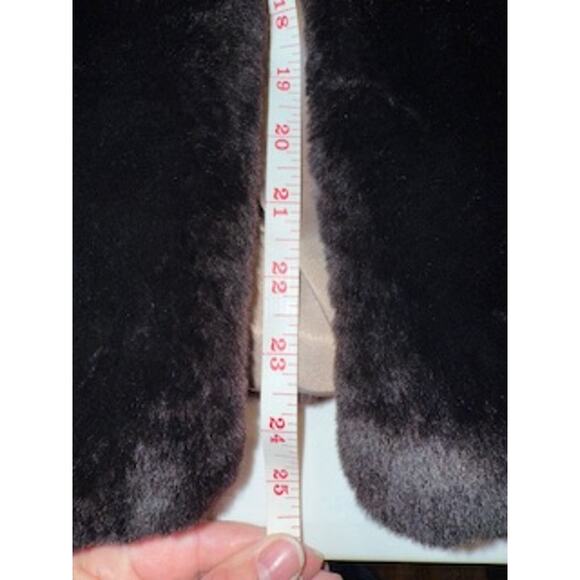 Vintage Mouton Lamb Fur Coat Women's Size In-between Small/ Medium - Picture 10 of 11